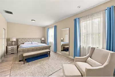 1025 NE 207th Ter, Miami, FL 33179 - Photo 29