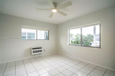 7315 Harding Ave #10, Miami Beach, FL 33141 - Photo 11