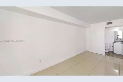 219 NW 12th Ave #514, Miami, FL 33128 - Photo 3