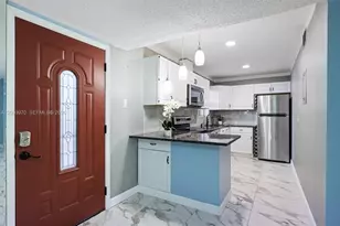 236 Lake Dora Dr, West Palm Beach, FL 33411 - Photo 5
