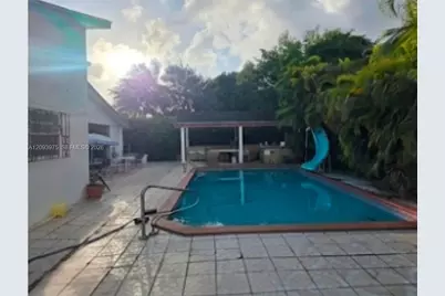 3950 SW 4th St, Coral Gables, FL 33134 - Photo 3