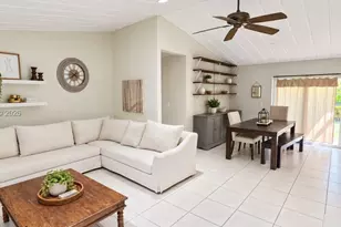9760 SW 211th St, Cutler Bay, FL 33189 - Photo 3