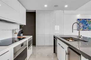 5875 Collins Ave, Miami Beach, FL 33140 - Photo 29