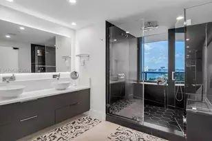5875 Collins Ave, Miami Beach, FL 33140 - Photo 17