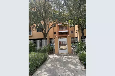 1300 NE 109th St #303, Miami, FL 33161 - Photo 9