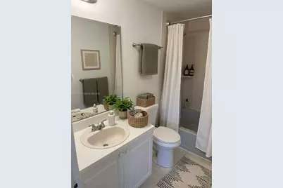 1300 NE 109th St #303, Miami, FL 33161 - Photo 3