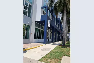 275 NE 18th St #1409, Miami, FL 33132 - Photo 3