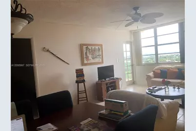 1351 NE Miami Gardens Dr #PH11E, Miami, FL 33179 - Photo 5