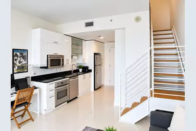 60 SW 13th St #2409, Miami, FL 33130 - Photo 3