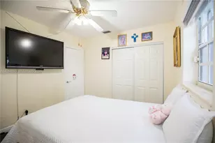 188 E 59th St, Hialeah, FL 33013 - Photo 9