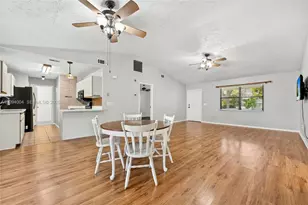 2044 NE 24th St, Jensen Beach, FL 34957 - Photo 7
