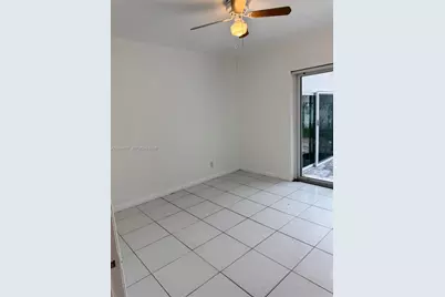 21140 NE 26th Ave, Miami, FL 33180 - Photo 7