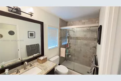 1596 Canary Island Dr, Weston, FL 33327 - Photo 37