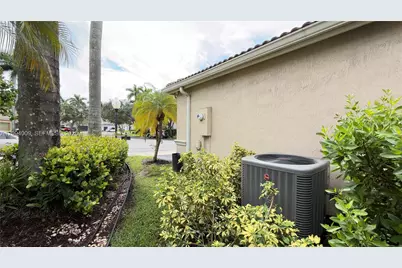 1596 Canary Island Dr, Weston, FL 33327 - Photo 65