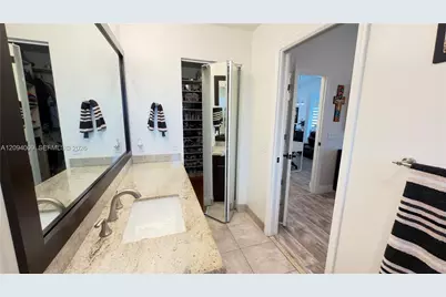 1596 Canary Island Dr, Weston, FL 33327 - Photo 29