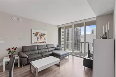 244 Biscayne Blvd #2410, Miami, FL 33132 - Photo 5