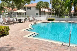 8224 SW 29th St, Miramar, FL 33025 - Photo 13
