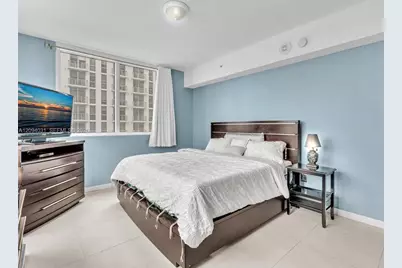 253 NE 2nd St #2208, Miami, FL 33132 - Photo 25
