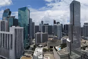 151 SE 1st St, Miami, FL 33131 - Photo 23