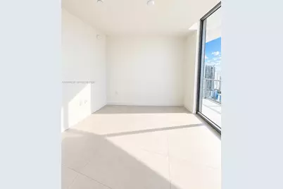 1400 Biscayne Blvd #2907, Miami, FL 33132 - Photo 9