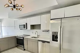 321 NE 26th St, Miami, FL 33137 - Photo 9