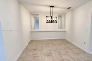 10306 W 33rd Ln, Hialeah, FL 33018 - Photo 9