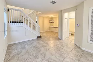 10306 W 33rd Ln, Hialeah, FL 33018 - Photo 5
