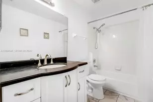 3433 NW 44th St, Oakland Park, FL 33309 - Photo 15