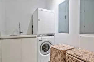102 24th St, Miami Beach, FL 33139 - Photo 23