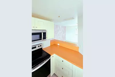 328 NW 12th Ave #11, Miami, FL 33128 - Photo 3