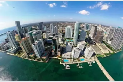 1200 Brickell Bay Dr #3924, Miami, FL 33131 - Photo 7