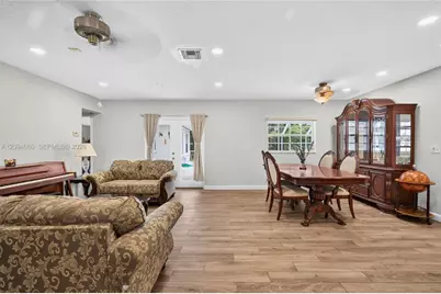 17435 SW 109th Ct, Miami, FL 33157 - Photo 11