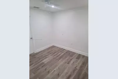 2862 SW 38th Ct #Rear, Miami, FL 33134 - Photo 5