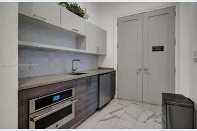 8167 NW 41st St #E-208, Doral, FL 33166 - Photo 31