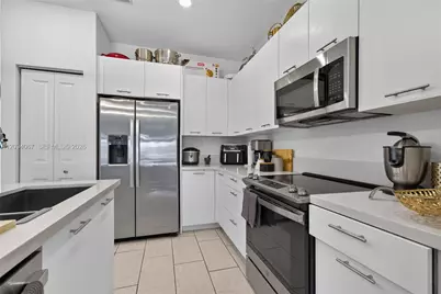 8167 NW 41st St #E-208, Doral, FL 33166 - Photo 9