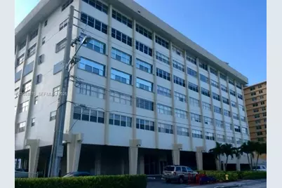111 Golden Isles Dr #E4, Hallandale Beach, FL 33009 - Photo 3