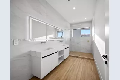 1322 NE 16th Ter, Fort Lauderdale, FL 33304 - Photo 23