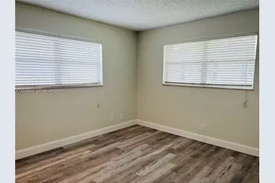 8025 S Colony Cir S #210, Tamarac, FL 33321 - Photo 7