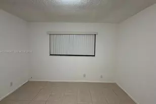 7825 Fairview Dr, Tamarac, FL 33321 - Photo 15