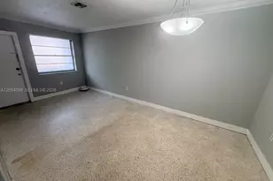 990 SW 4th St, Miami, FL 33130 - Photo 7