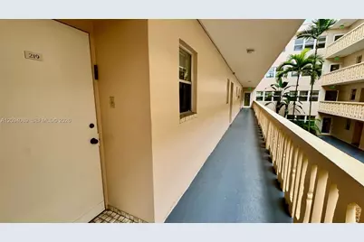 410 SE 2nd St #219, Hallandale Beach, FL 33009 - Photo 55