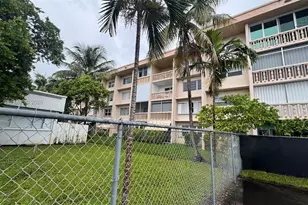 410 SE 2nd St, Hallandale Beach, FL 33009 - Photo 59