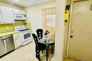 410 SE 2nd St, Hallandale Beach, FL 33009 - Photo 31