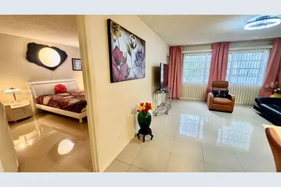 410 SE 2nd St #219, Hallandale Beach, FL 33009 - Photo 15