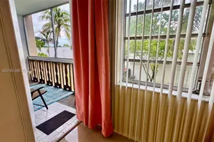 410 SE 2nd St, Hallandale Beach, FL 33009 - Photo 13