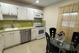 410 SE 2nd St, Hallandale Beach, FL 33009 - Photo 29
