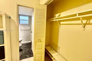 410 SE 2nd St, Hallandale Beach, FL 33009 - Photo 25