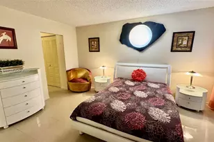 410 SE 2nd St, Hallandale Beach, FL 33009 - Photo 15