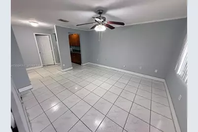 633 W 68th St #633, Hialeah, FL 33014 - Photo 5