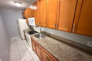 633 W 68th St, Hialeah, FL 33014 - Photo 3